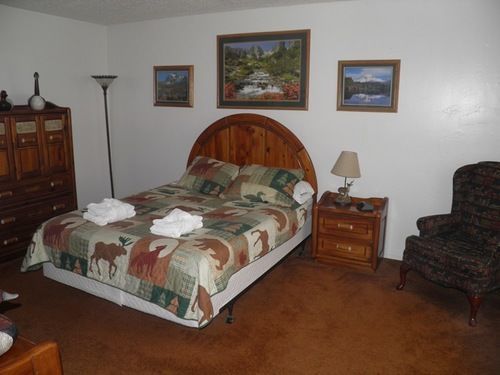 3832 Regina Rd.